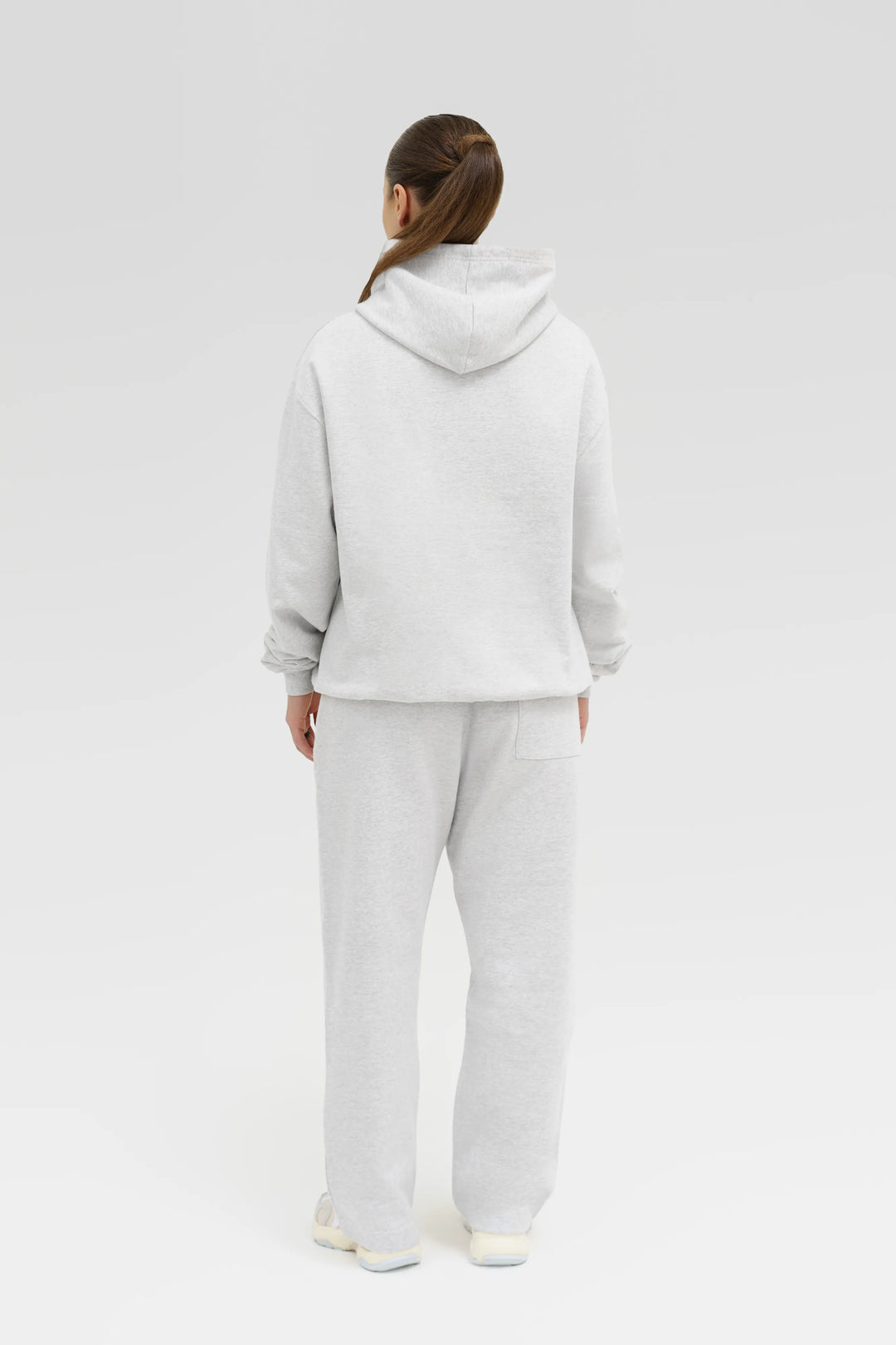 Oversized AMOTI džemperis